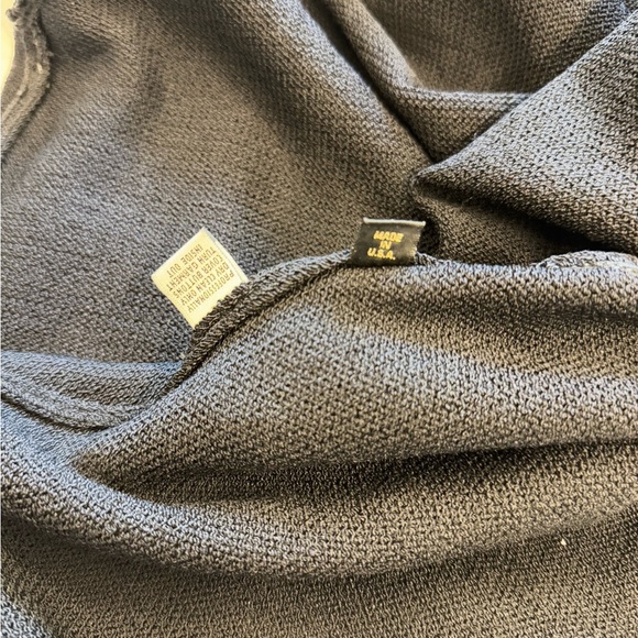 St. John Women’s Black Knit Long V-Neck 6 Buttons Front Cardigan M - Picture 12 of 12